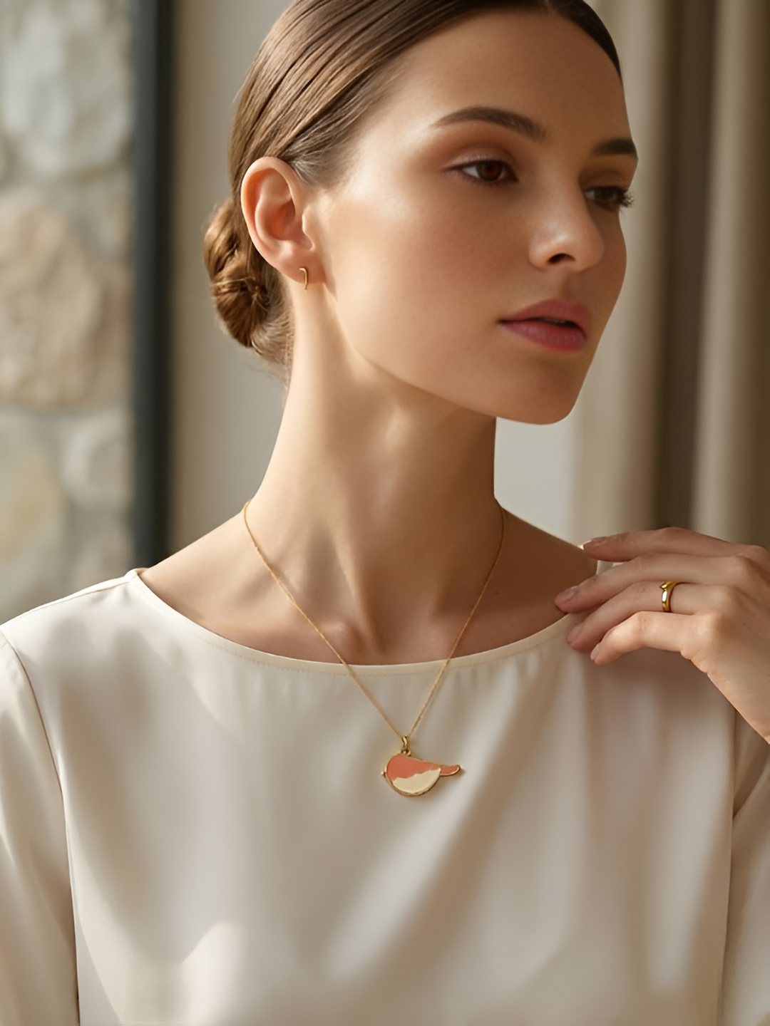 Minimalist Gold Bird Pendant Necklace
